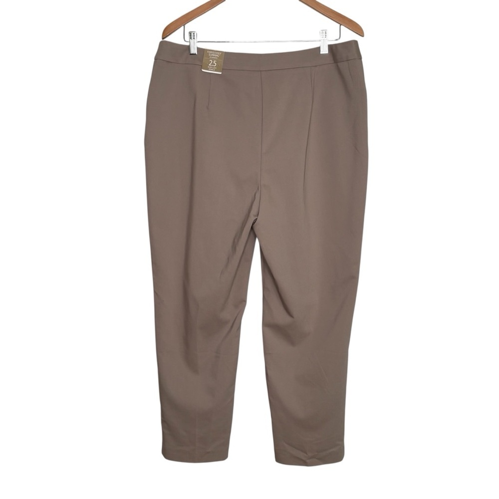 NWT Chico's Fabulously Slimming Ankle Pant 2.5 US Size 14 Tan Stretch 27” Inseam - Picture 2 of 10